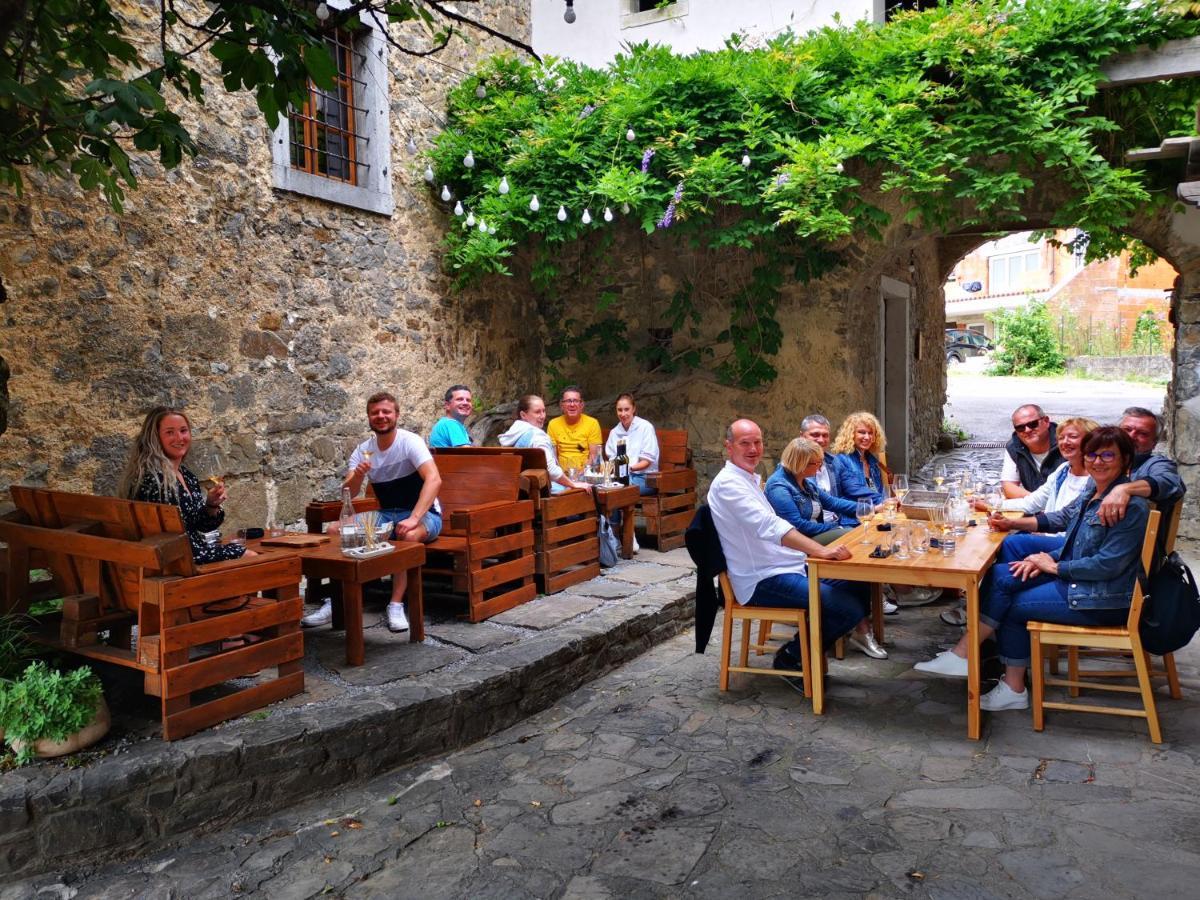 Boutique Rooms & Winery Zorz Vipava Exterior photo